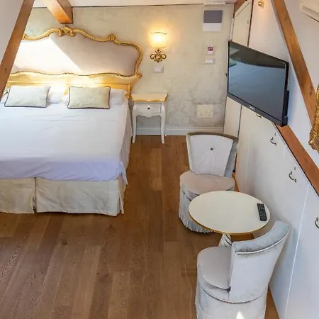 파타티나 B&B 베니스