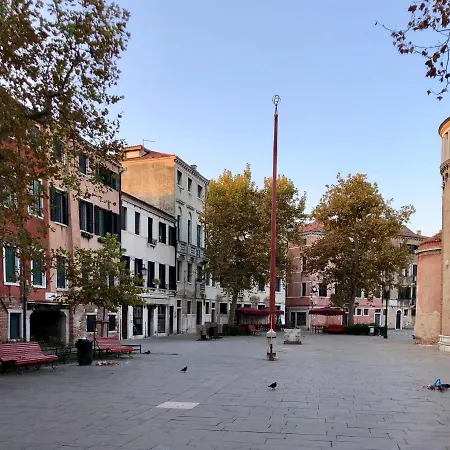 לינה וארוחת בוקר Patatina