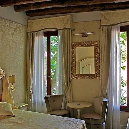 Bed and Breakfast Patatina 4*