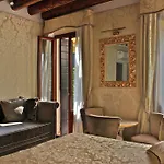 Patatina 4* Veneza